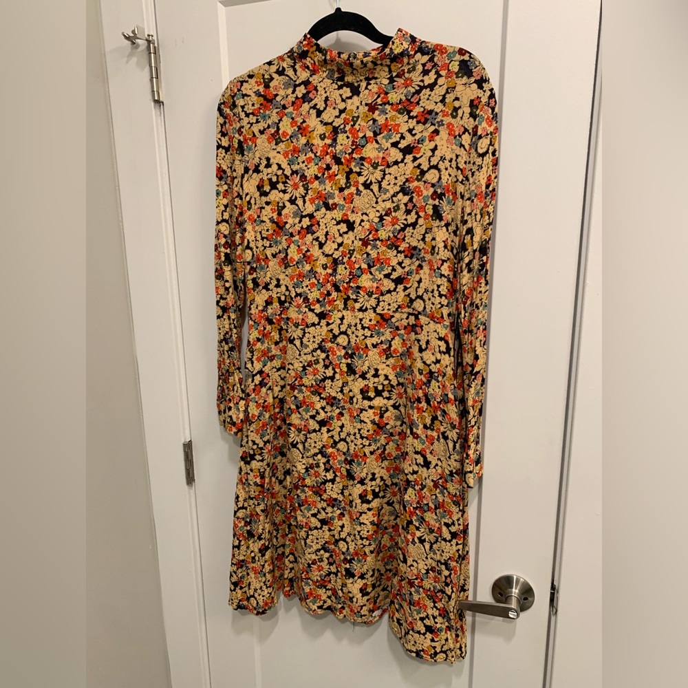 Floral long sleeve dress